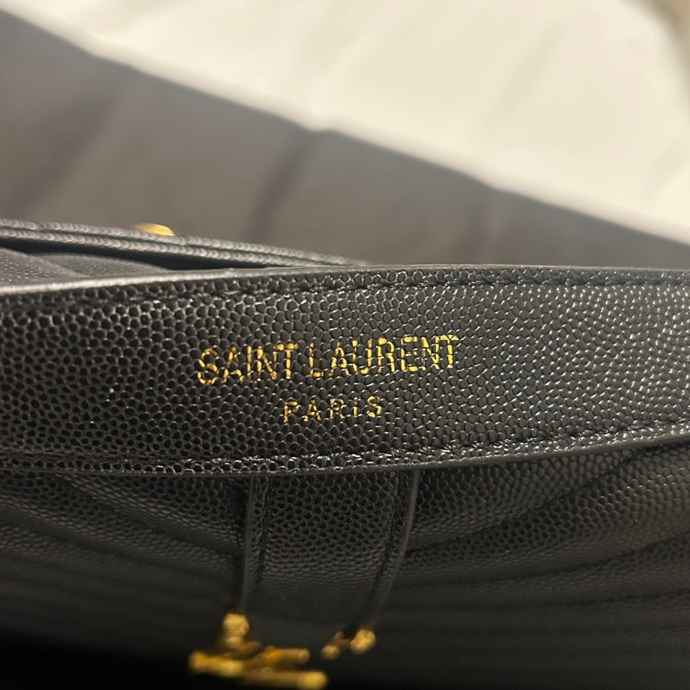 Luxury Black Quilted Women's Bag - Picture 3 of 8